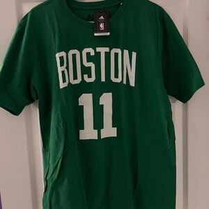 NWT NBA Boston Celtics Kyrie Irving adidas T-Shirt Size L